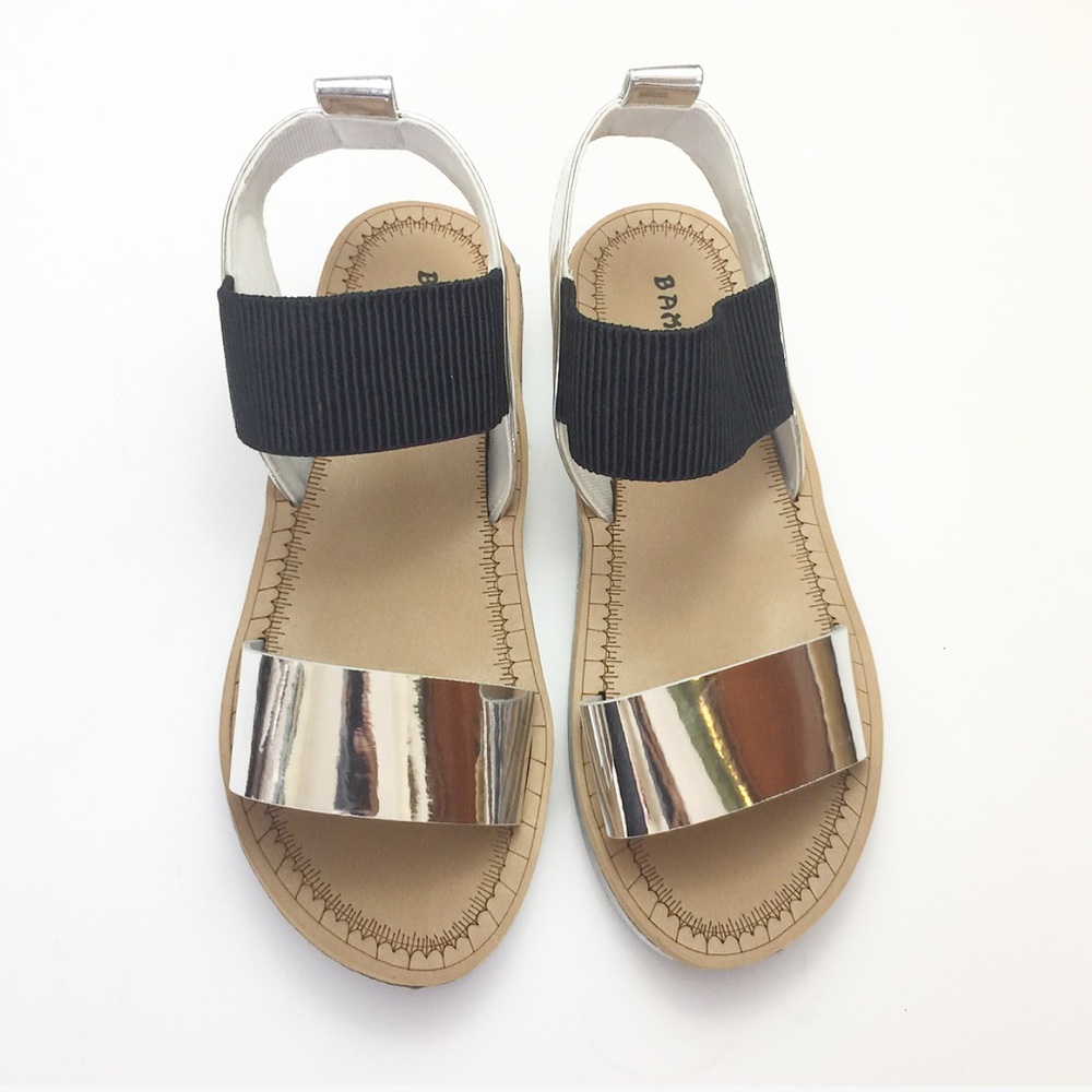 Bamboo 'Upraise' Slip On Elastic Sandals - Picture 3 of 8
